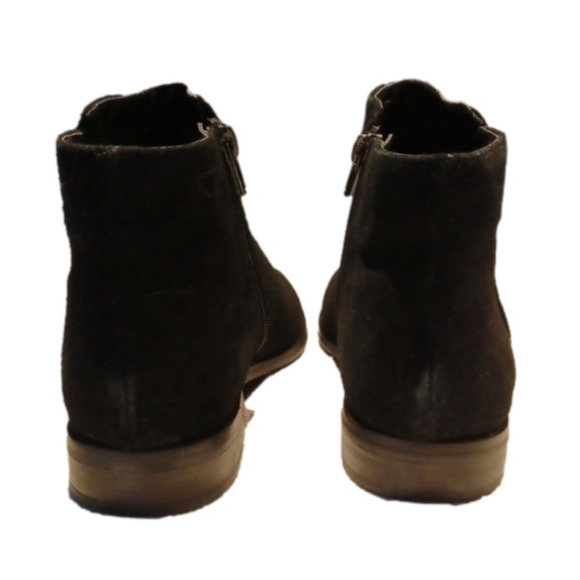 Le Chateau NWT Women's Size 8 (Eur 38) Black Suede Ankle Boots - Picture 6 of 11